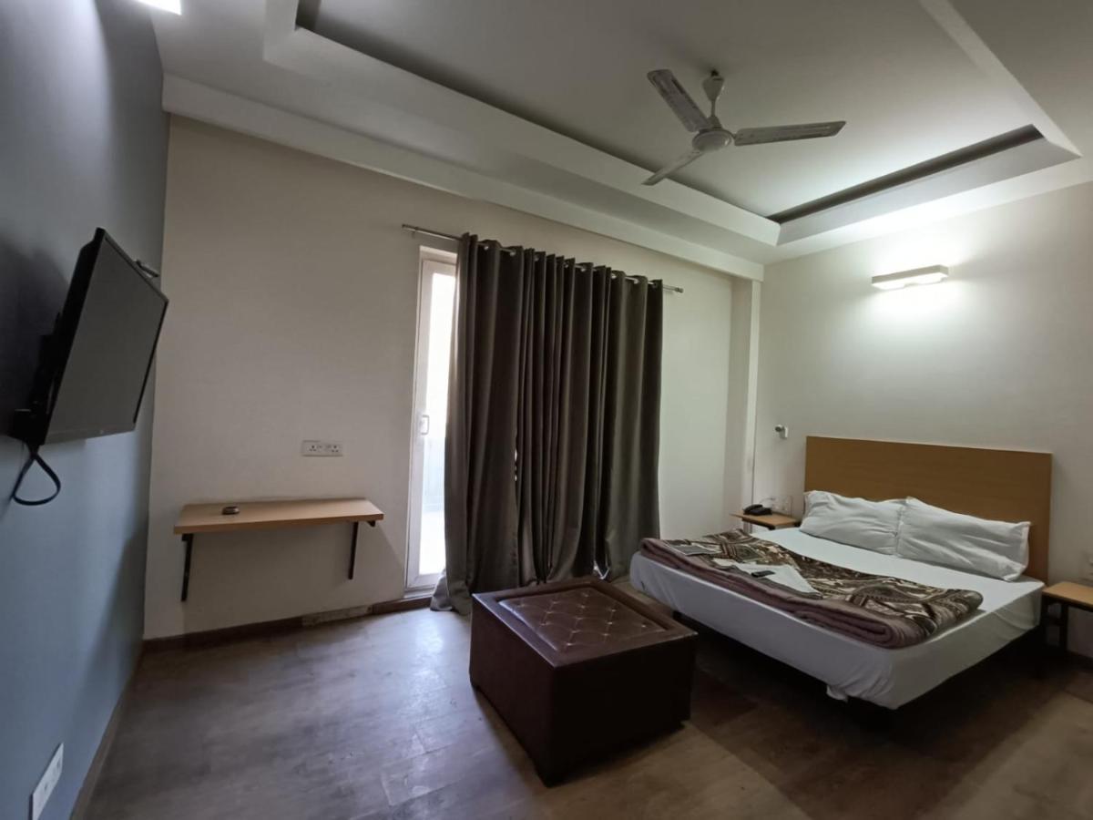 Fabhotel Sky Land Delhi  Exterior photo