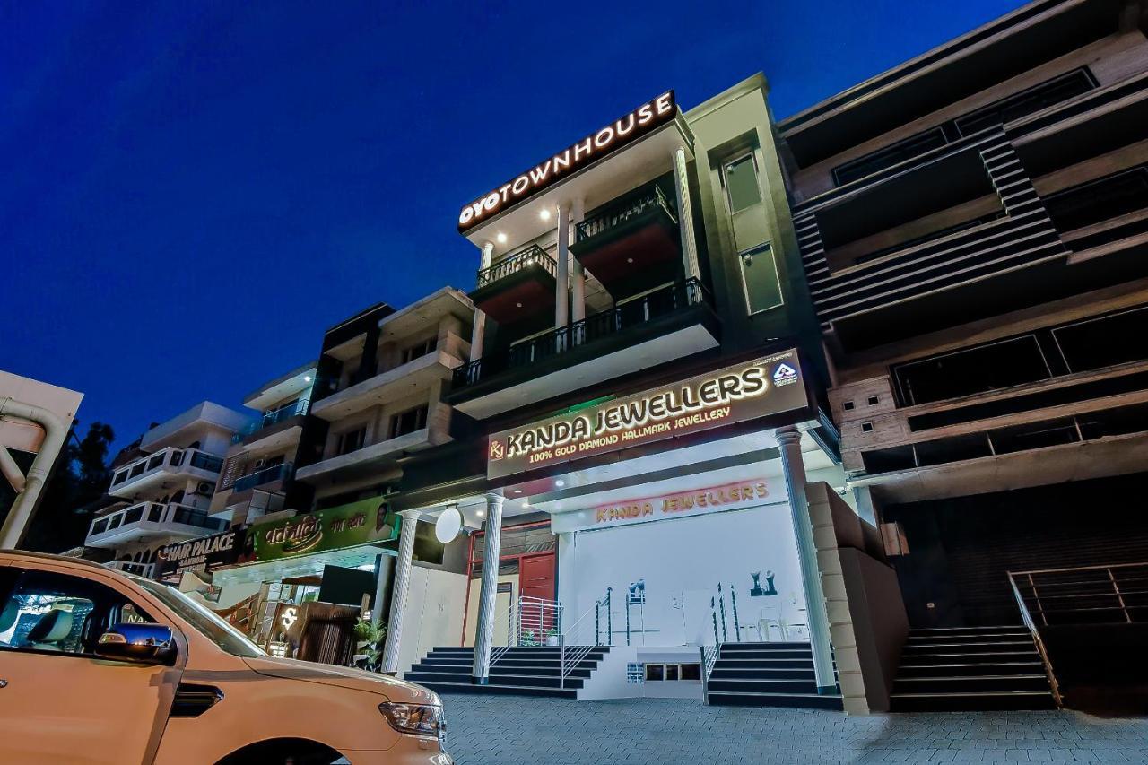 Fabhotel Sky Land Delhi  Exterior photo